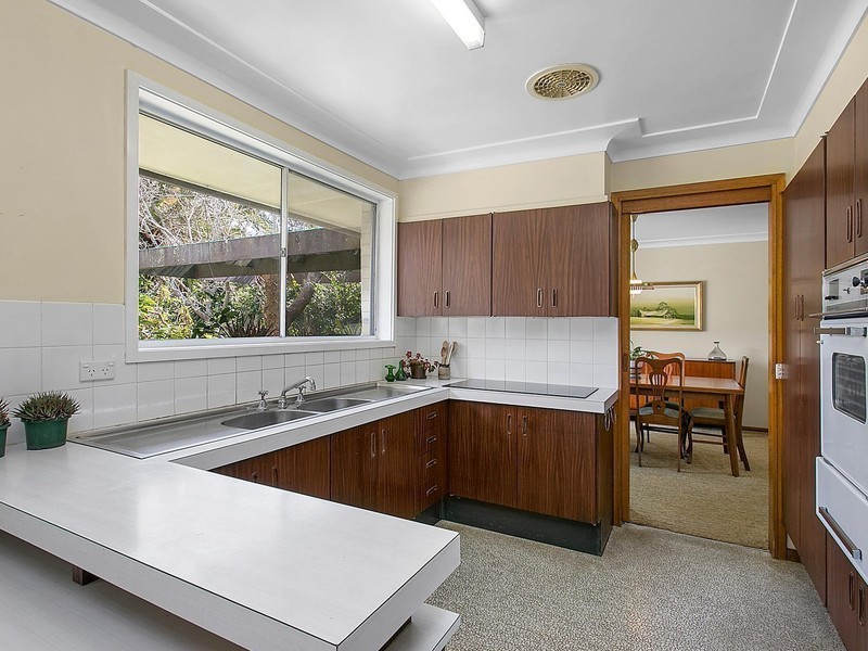 140 Collins Road, St Ives NSW 2075