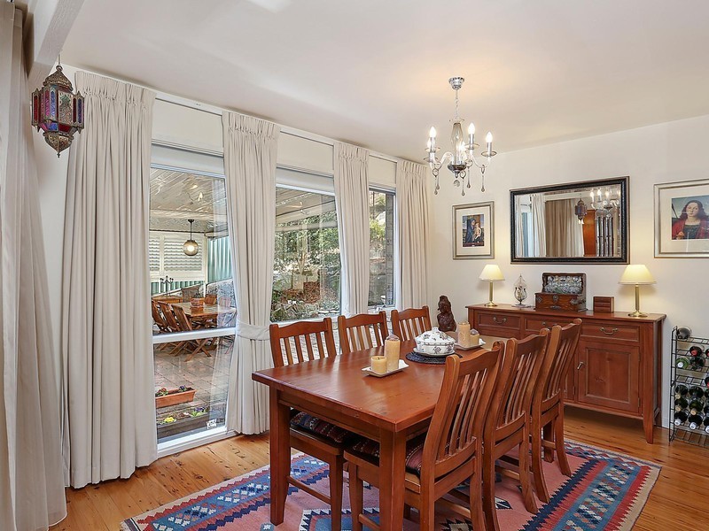 8A Rothwell Road, Turramurra NSW 2074