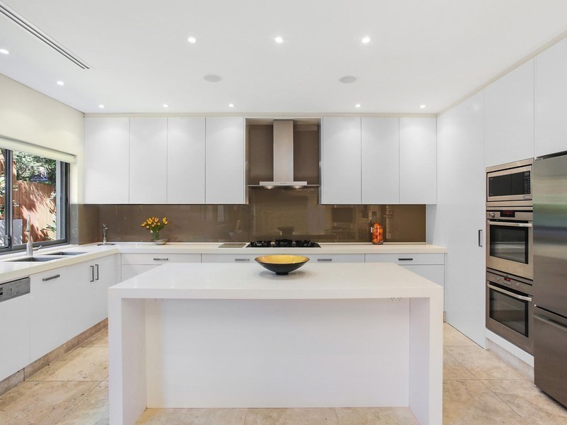 11 Shannon Street, St Ives NSW 2075