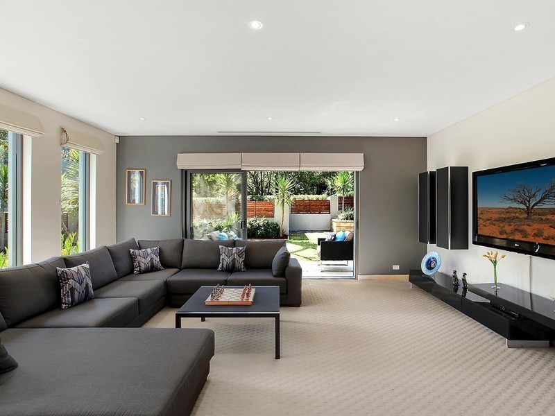 11 Shannon Street, St Ives NSW 2075