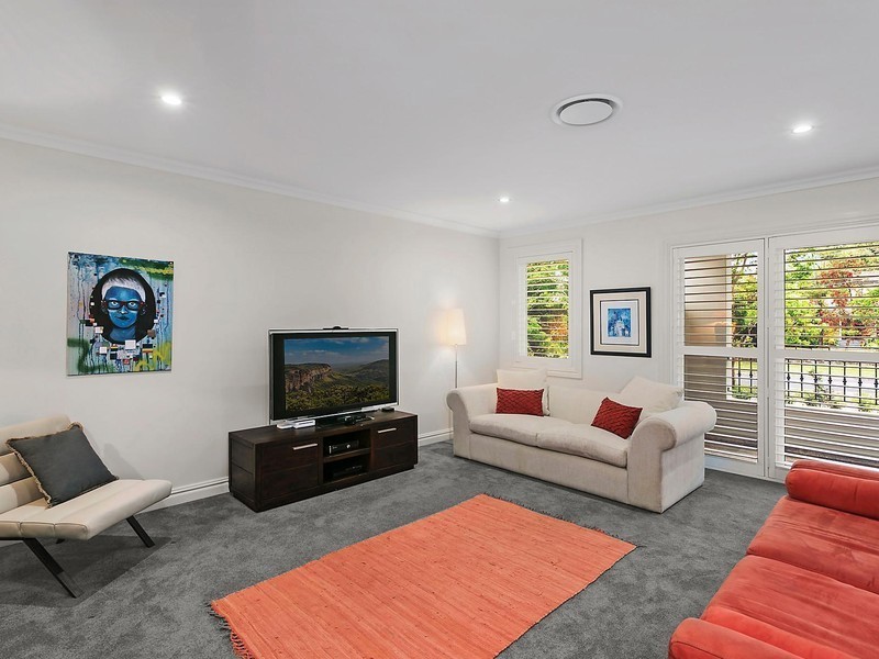 125 Livingstone Avenue, Pymble NSW 2073