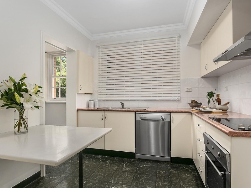 15/2 Woonona Avenue South, Wahroonga NSW 2076