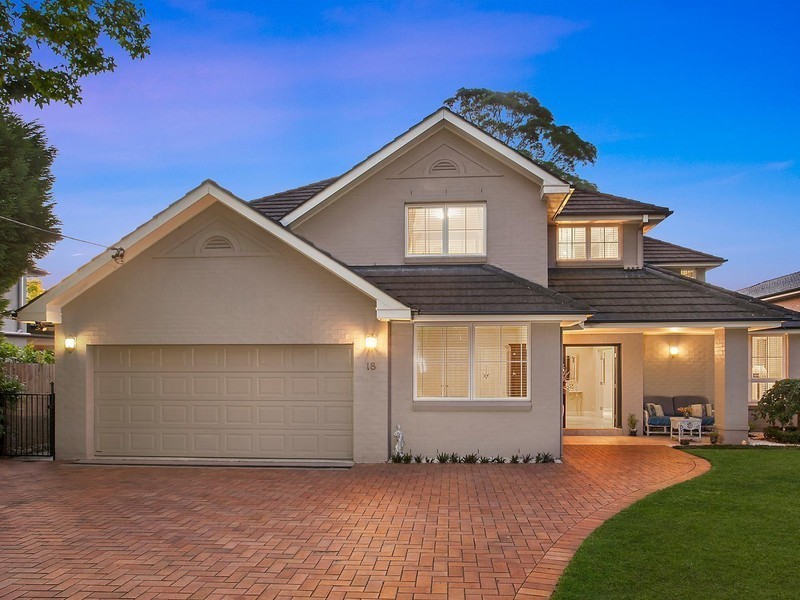 18 Awatea Road, St Ives NSW 2075