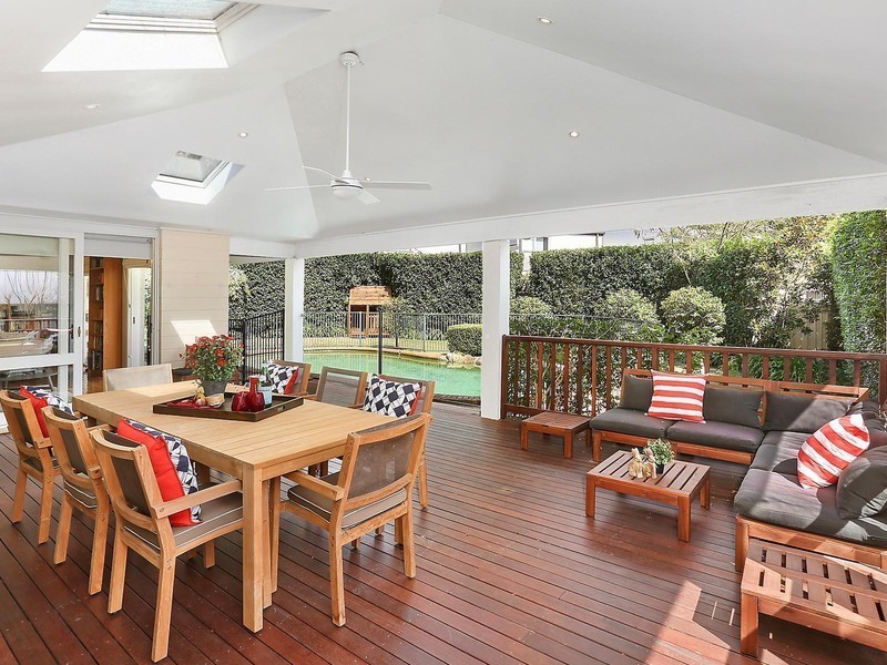 6 Garrick Road, St Ives NSW 2075