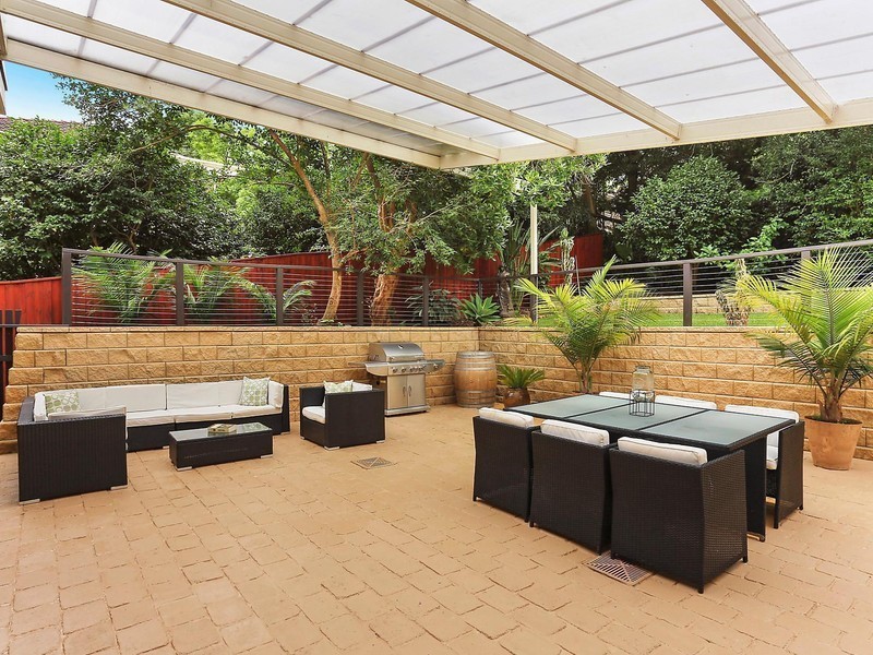 8 Wambool Street, Turramurra NSW 2074