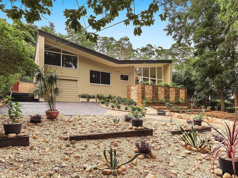 8 Wambool Street, Turramurra NSW 2074