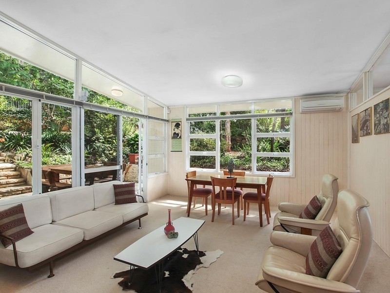 42 Bolwarra Avenue, West Pymble NSW 2073