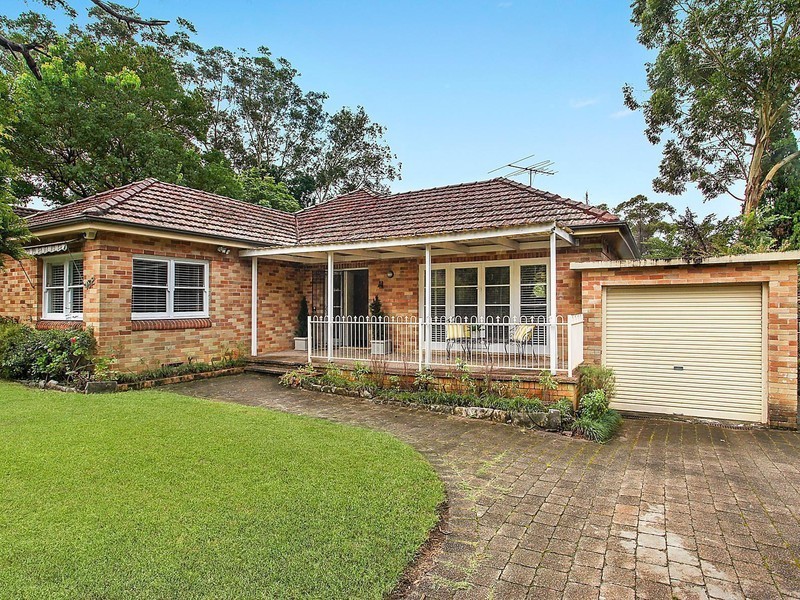 132 Livingstone Avenue, Pymble NSW 2073