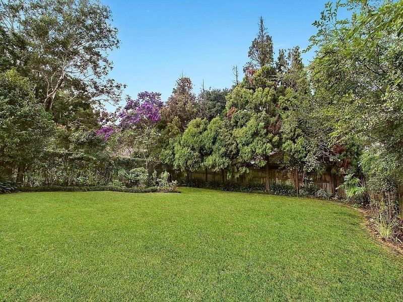 132 Livingstone Avenue, Pymble NSW 2073
