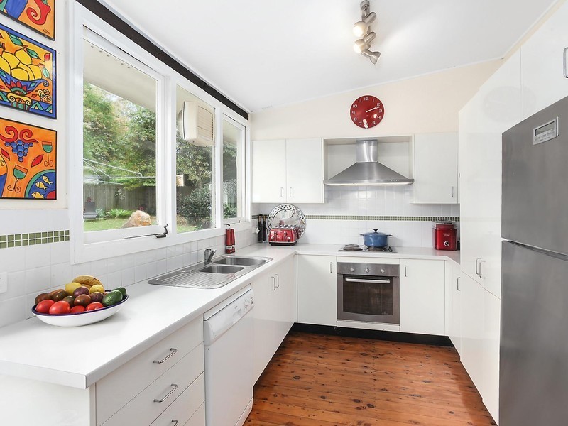 4 Gipps Close, Turramurra NSW 2074