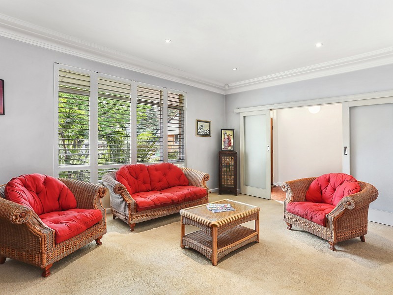 11 Andrew Avenue, West Pymble NSW 2073