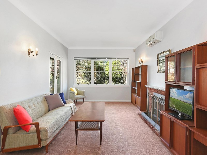 43 Warrowa Avenue, West Pymble NSW 2073