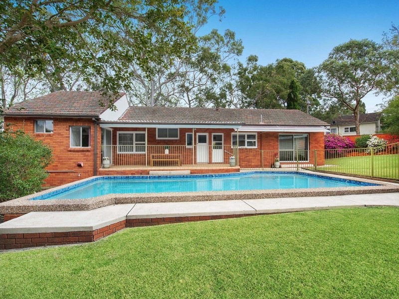 12 Chisholm Street, Turramurra NSW 2074