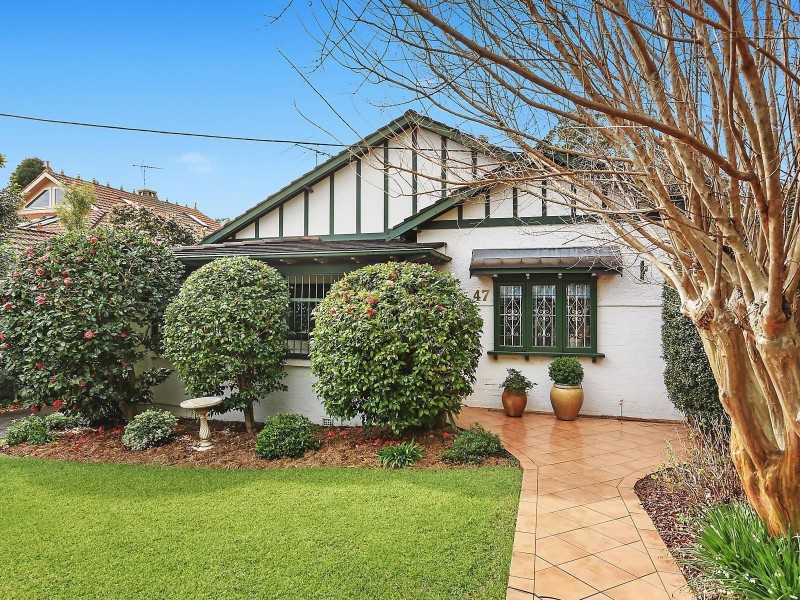 47 Gilroy Road, Turramurra NSW 2074