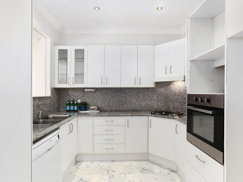 27 Grayling Road, West Pymble NSW 2073