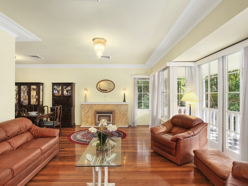 27 Fern Street, Pymble NSW 2073