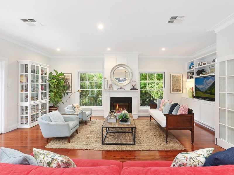 9 Tennyson Avenue, Turramurra NSW 2074