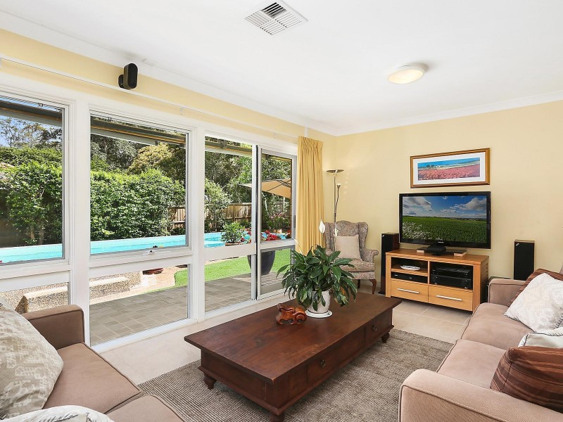 5 Godfrey Avenue, Turramurra NSW 2074