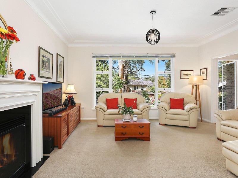 5 Godfrey Avenue, Turramurra NSW 2074