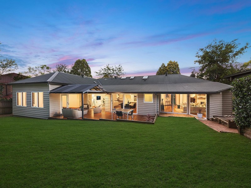 27 Tennyson Avenue, Turramurra NSW 2074