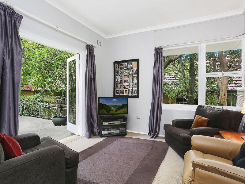 37 Memorial Avenue, St Ives NSW 2075
