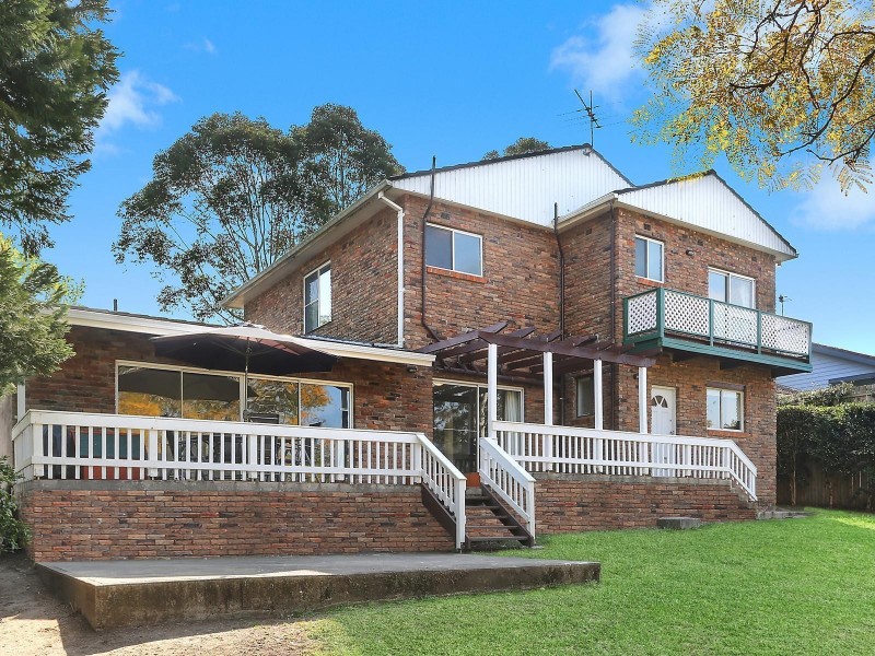 3 Charlton Avenue, Turramurra NSW 2074