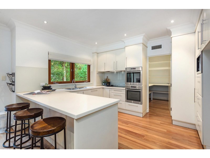 32 The Chase Road, Turramurra NSW 2074