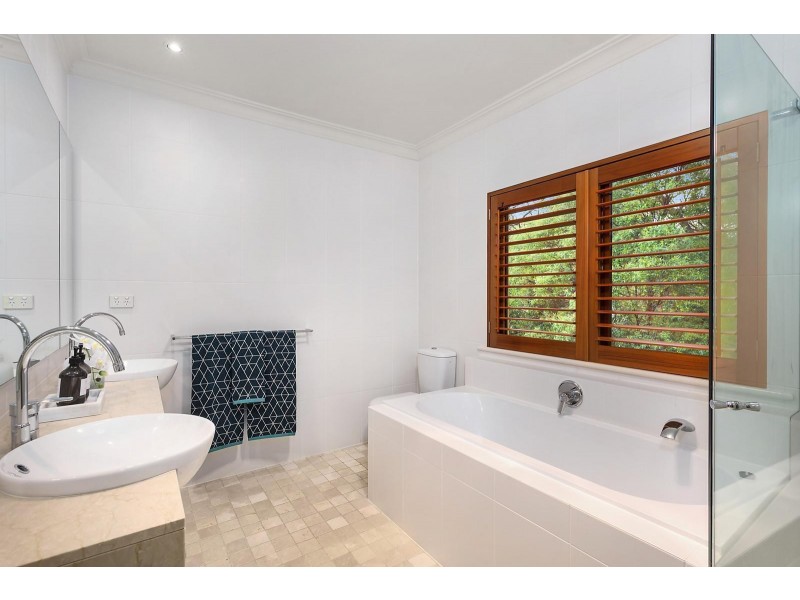 32 The Chase Road, Turramurra NSW 2074