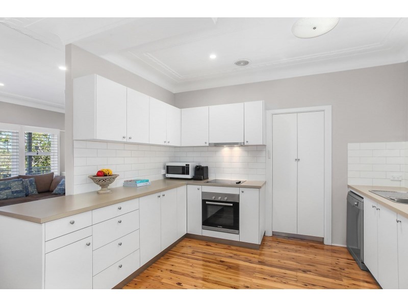 82 Wallalong Crescent, West Pymble NSW 2073