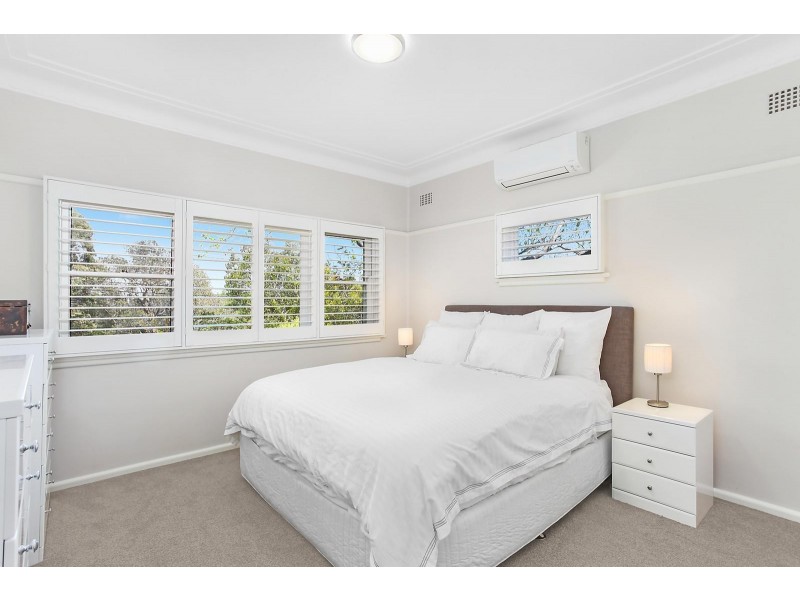 82 Wallalong Crescent, West Pymble NSW 2073