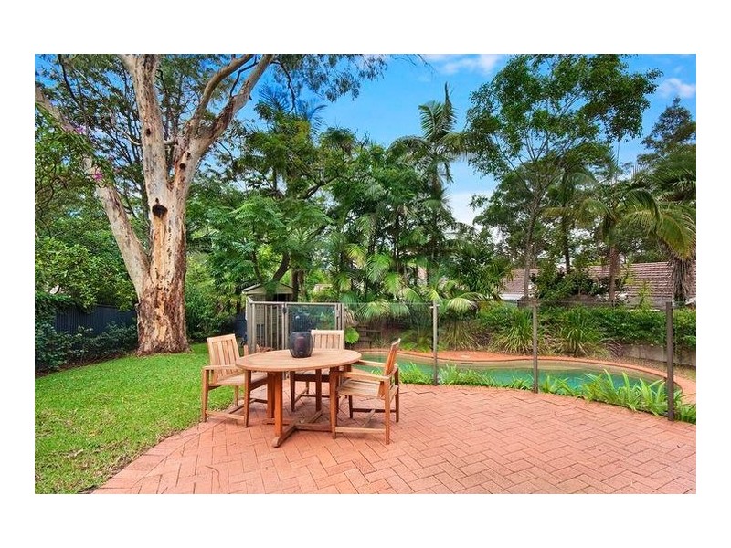 8 Catalpa Crescent, Turramurra NSW 2074