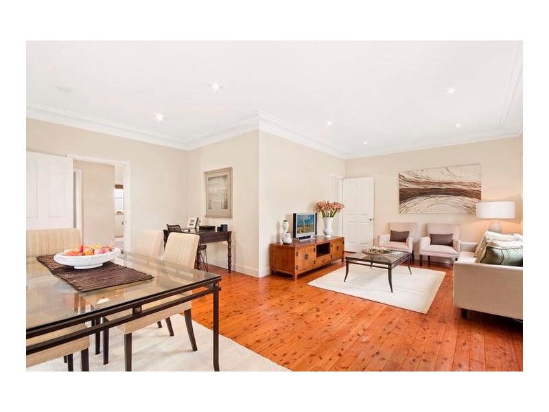 8 Catalpa Crescent, Turramurra NSW 2074