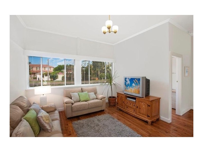 44 Wimbledon Avenue, North Narrabeen NSW 2101