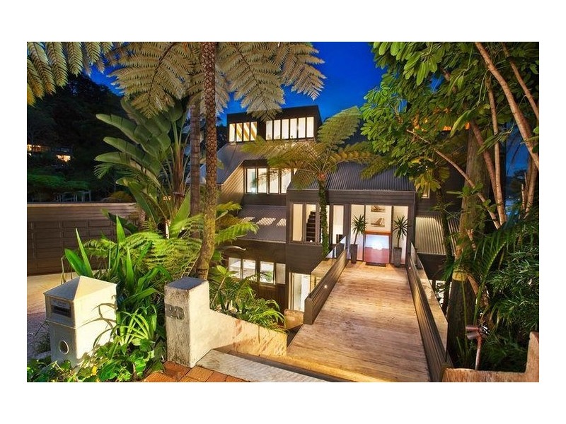 20 Kananook Avenue, Bayview NSW 2104