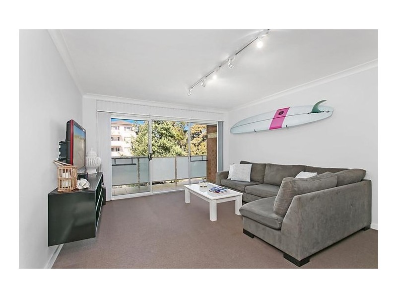 2/36 Seabeach Avenue, Mona Vale NSW 2103