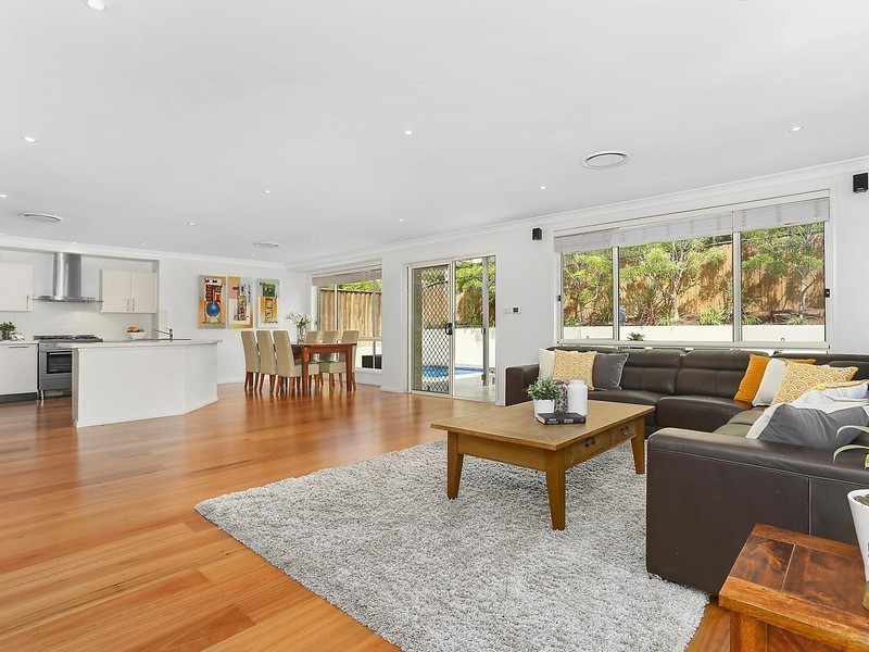 26 Mahogany Boulevard, Warriewood NSW 2102