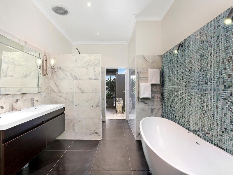 5 Barcoola Place, Bayview NSW 2104