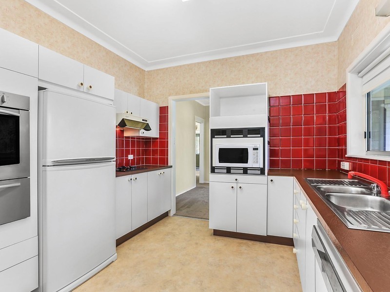 6 Cecil Road, Newport NSW 2106