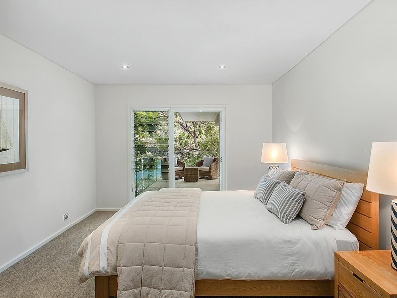 8 Walker Place, Church Point NSW 2105