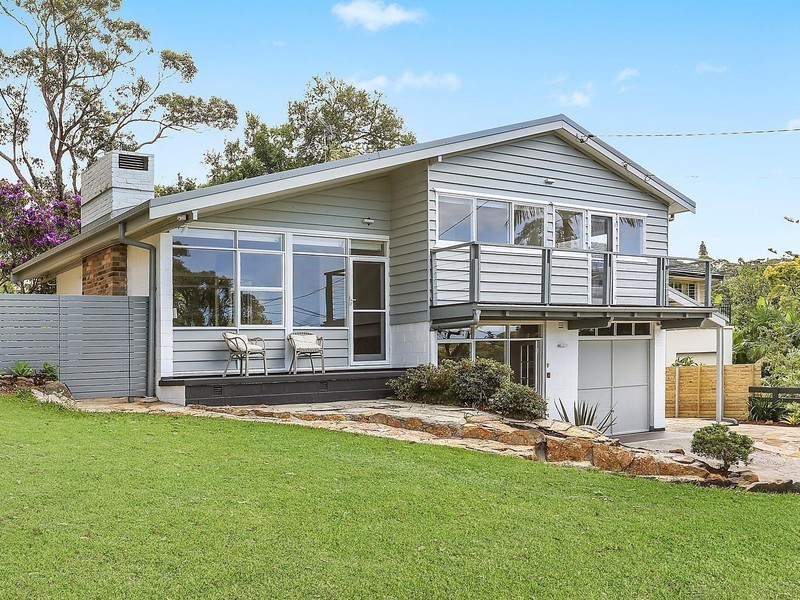 8 Bungoona Avenue, Elanora Heights NSW 2101