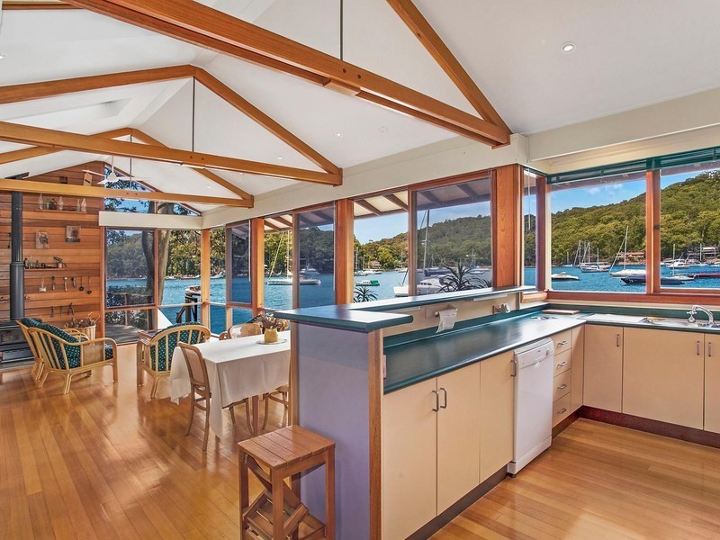 14 The Portions, Lovett Bay NSW 2105