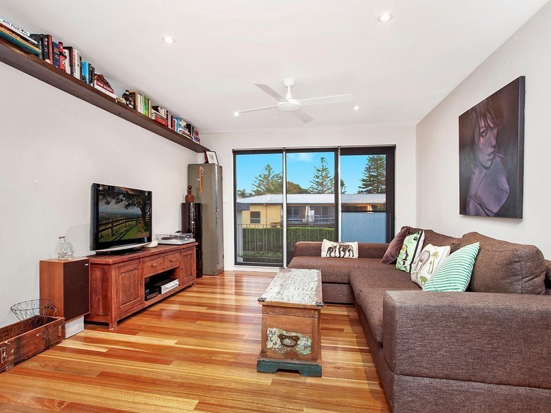 1/18 Terrol Crescent, Mona Vale NSW 2103