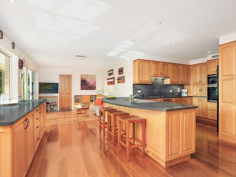 9 The Greenway, Elanora Heights NSW 2101
