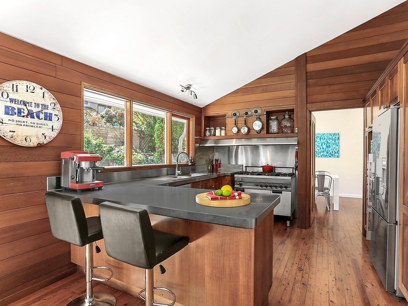 15 Arnott Crescent, Warriewood NSW 2102