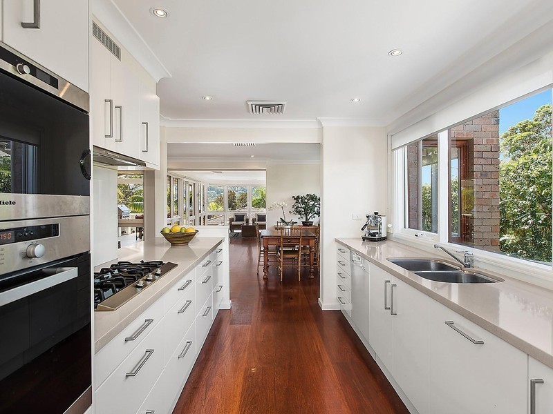 2 Roches Avenue, Bayview NSW 2104