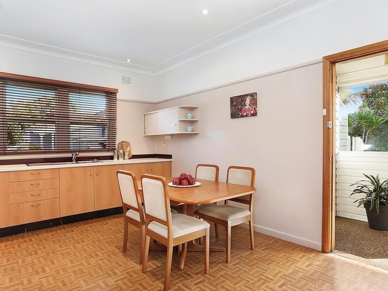 4 Parkes Road, Collaroy NSW 2097