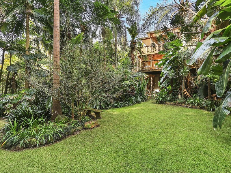 24 Kananook Avenue, Bayview NSW 2104