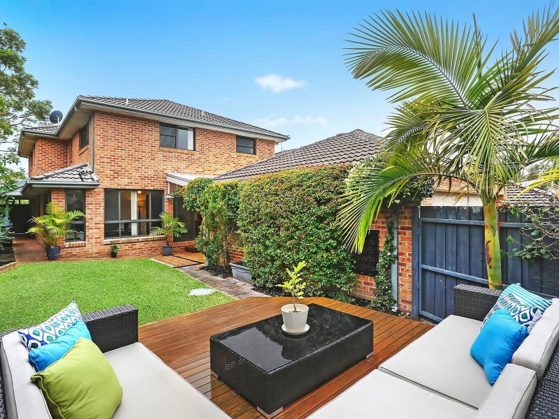 14 Mahogany Boulevard, Warriewood NSW 2102