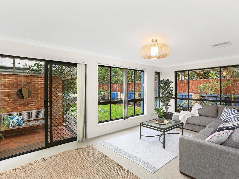 14 Mahogany Boulevard, Warriewood NSW 2102