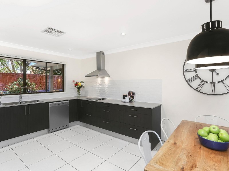 14 Mahogany Boulevard, Warriewood NSW 2102